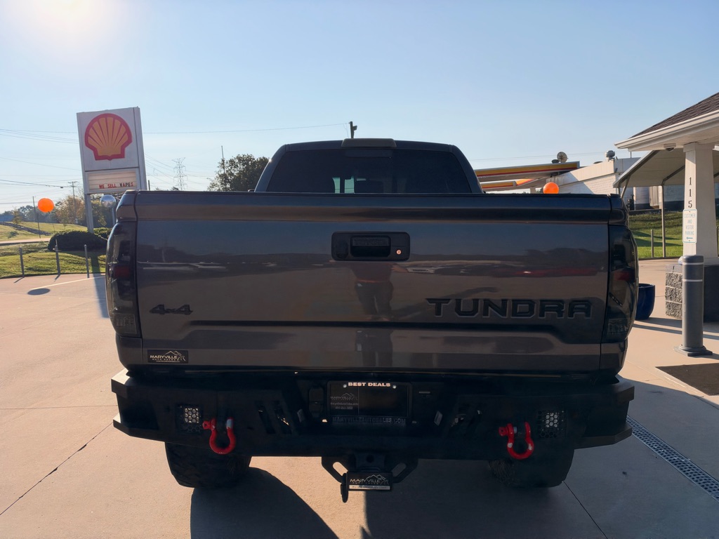 Photo 4 of this TOYOTA TUNDRA