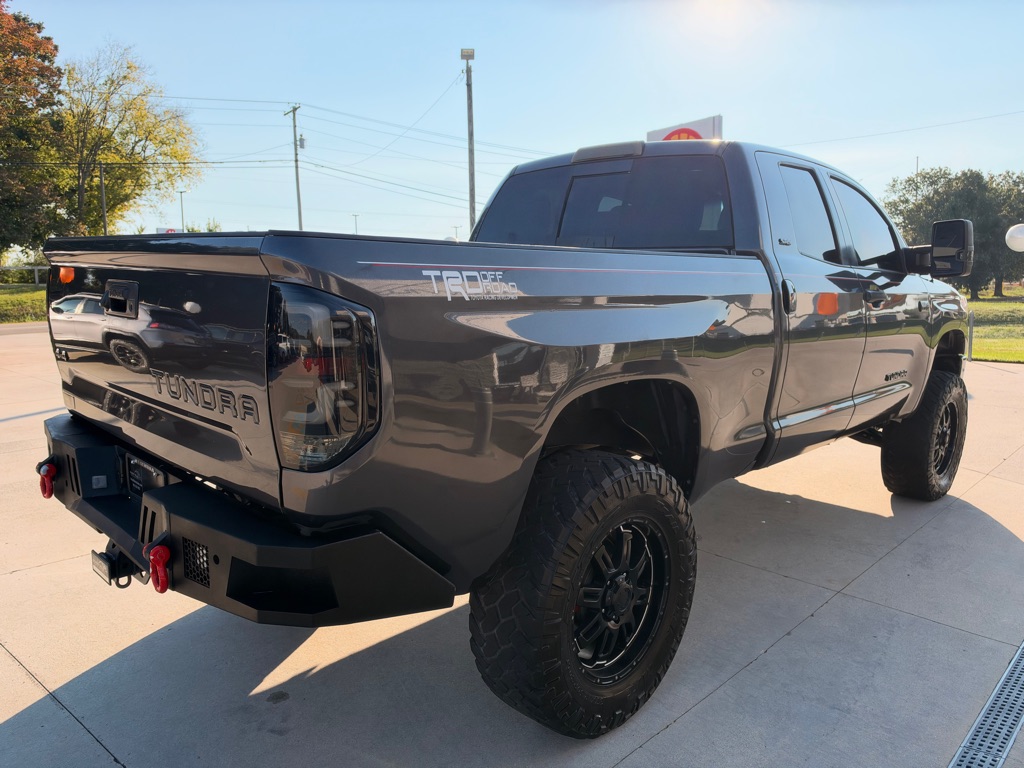Photo 5 of this TOYOTA TUNDRA