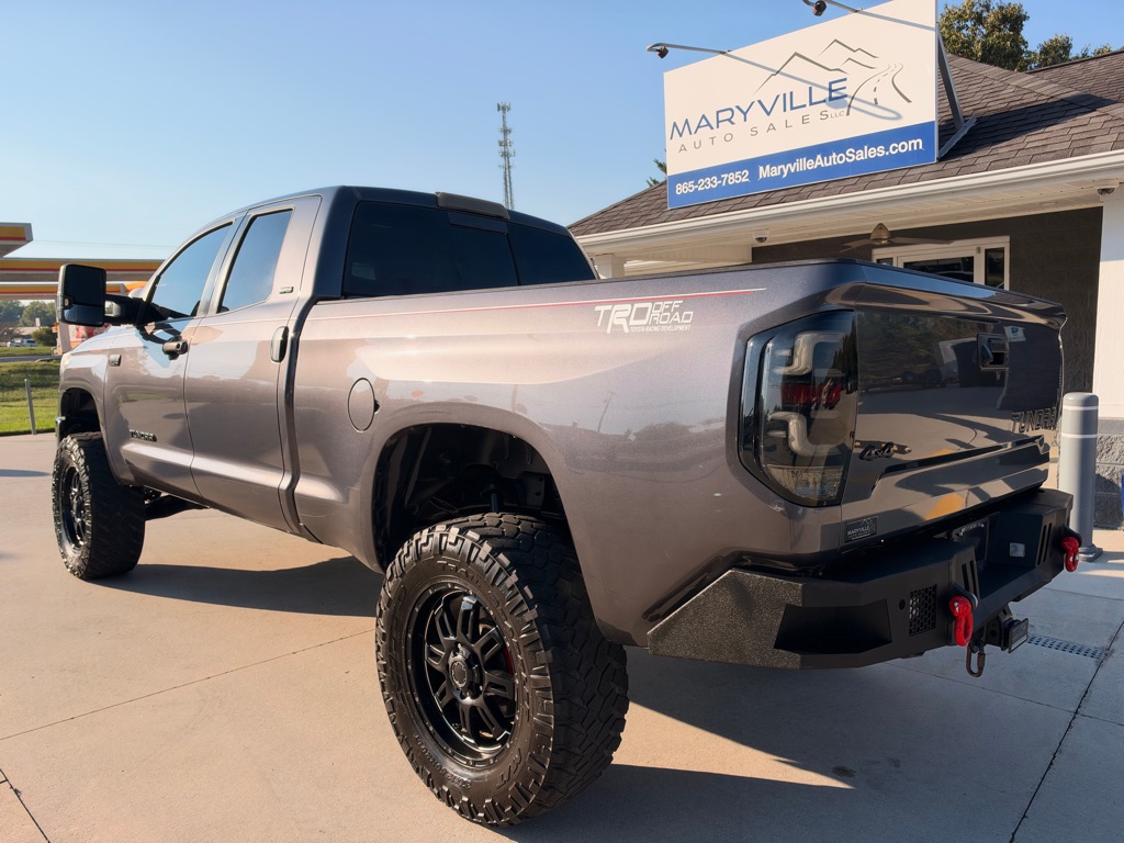 Photo 3 of this TOYOTA TUNDRA