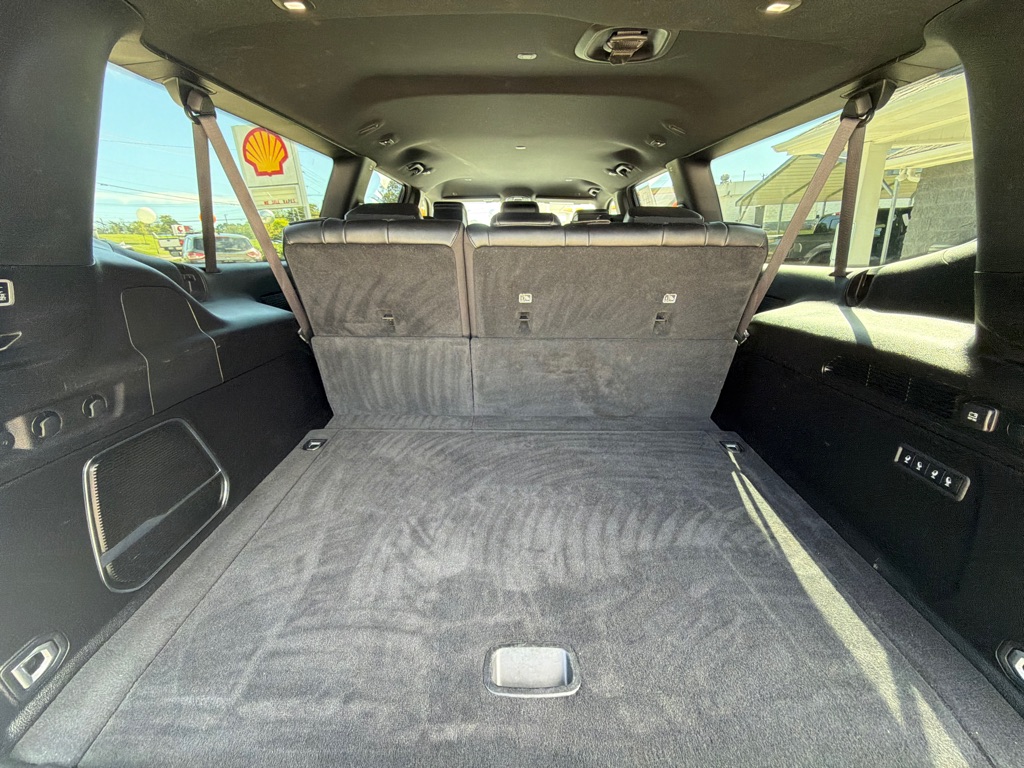 Photo 14 of this JEEP WAGONEER