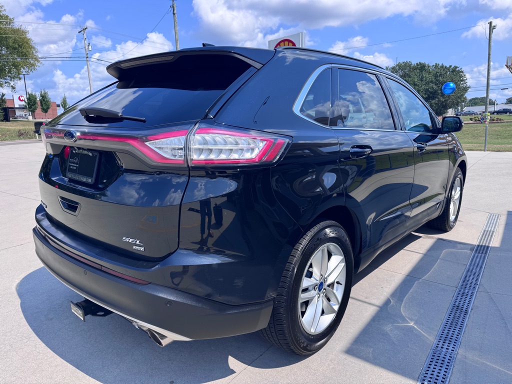 Photo 5 of this FORD EDGE