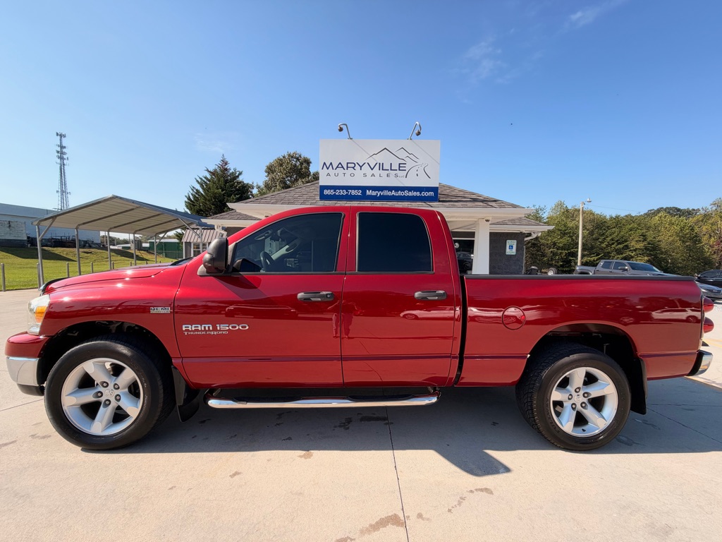 Photo 2 of this DODGE RAM 1500
