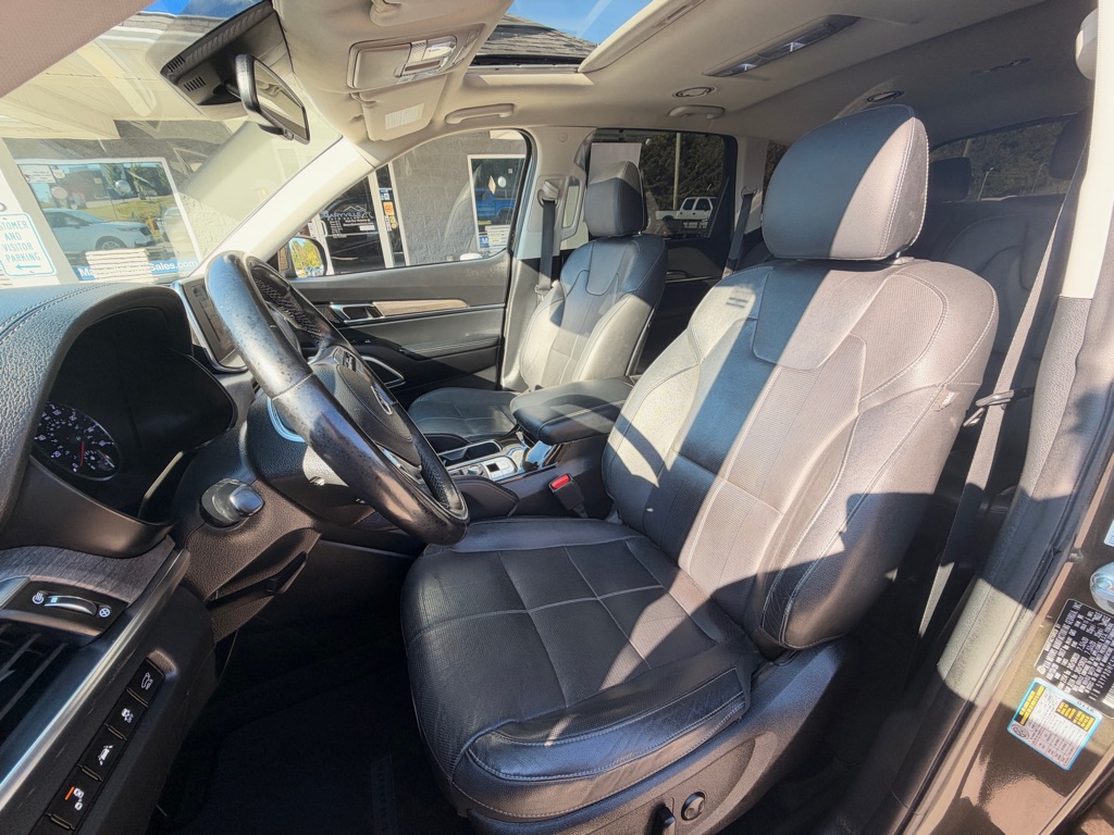 Photo 9 of this KIA TELLURIDE