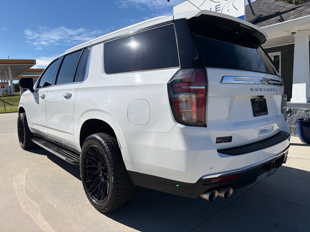 Photo 3 of this CHEVROLET SUBURBAN