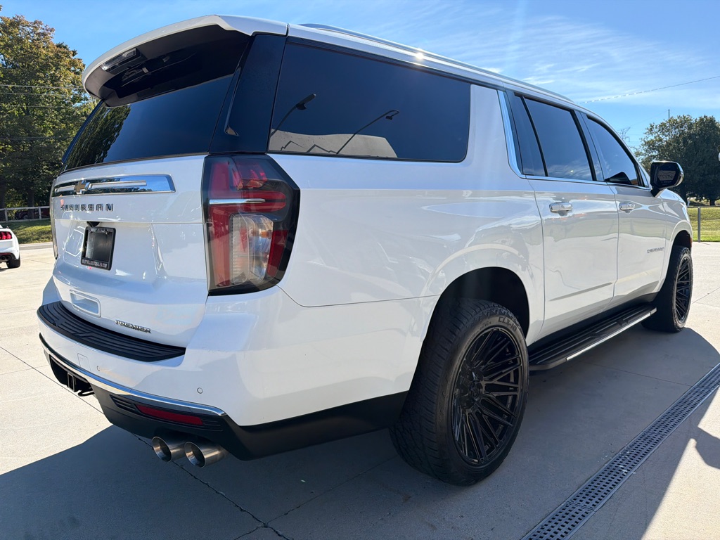 Photo 5 of this CHEVROLET SUBURBAN