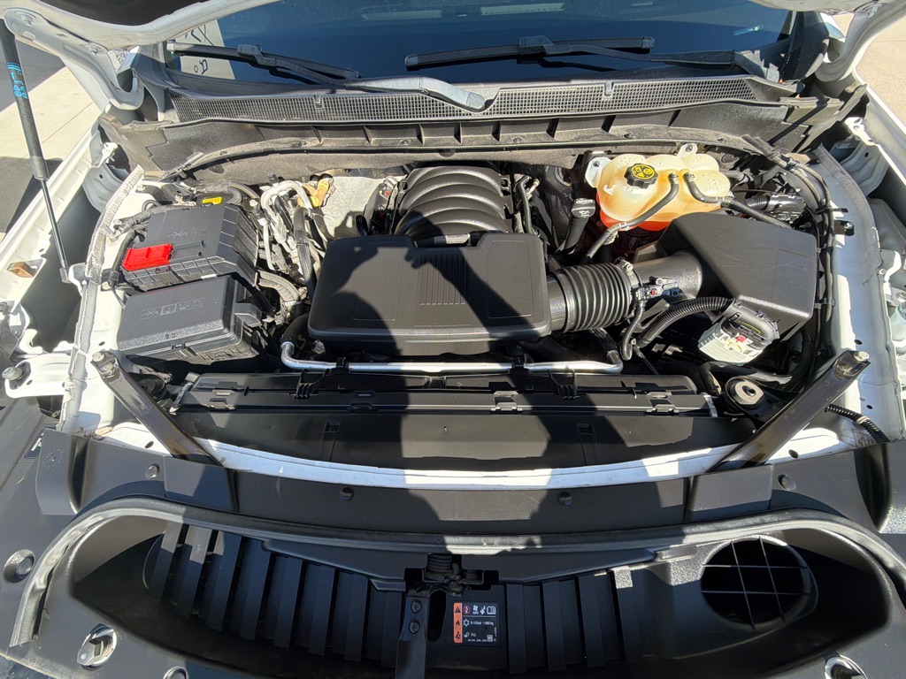 Photo 21 of this CHEVROLET SUBURBAN