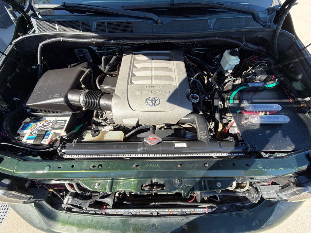 Photo 17 of this TOYOTA TUNDRA