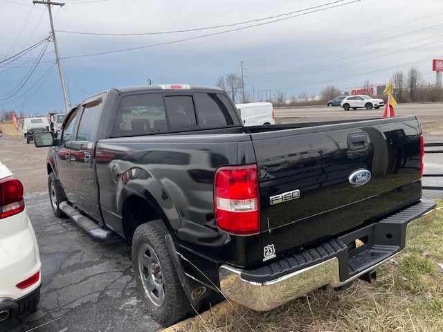 Photo 5 of this FORD F150 XTR