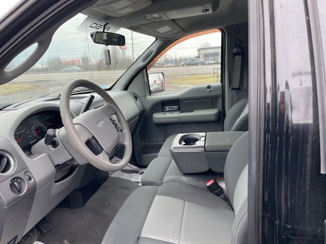 Photo 19 of this FORD F150 XTR