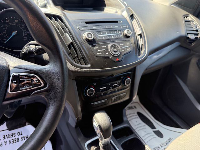 Photo 20 of this FORD ESCAPE