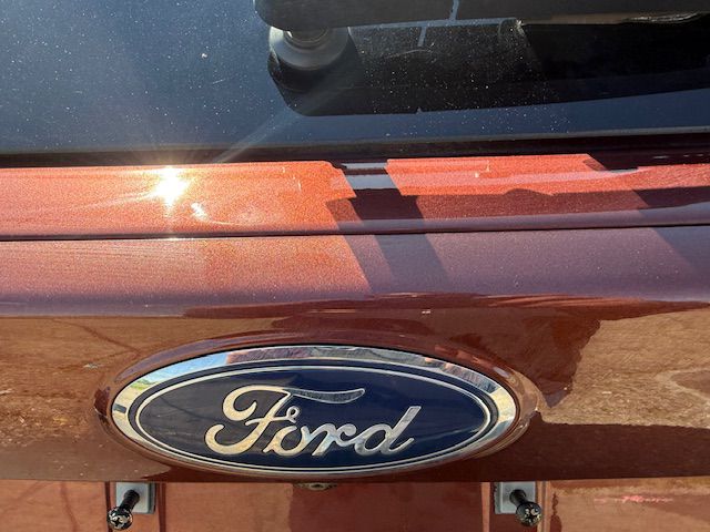 Photo 33 of this FORD ESCAPE