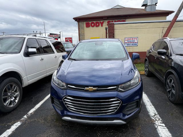 Photo 8 of this CHEVROLET TRAX