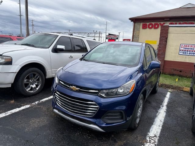 Photo 9 of this CHEVROLET TRAX