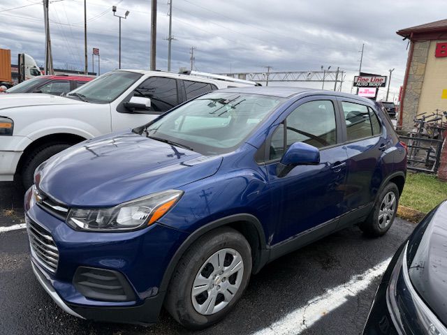 Photo 11 of this CHEVROLET TRAX