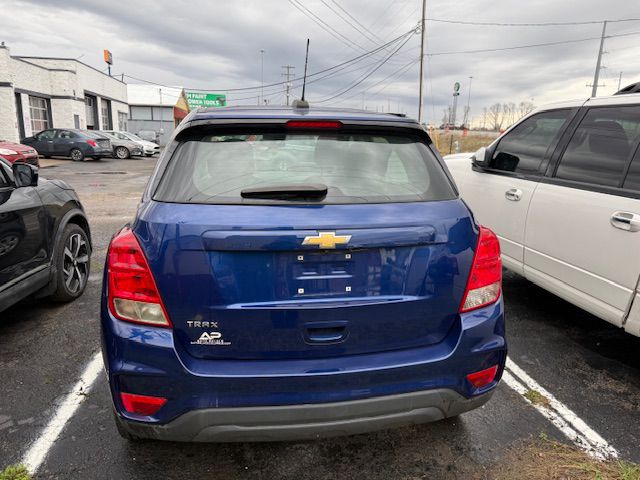 Photo 14 of this CHEVROLET TRAX