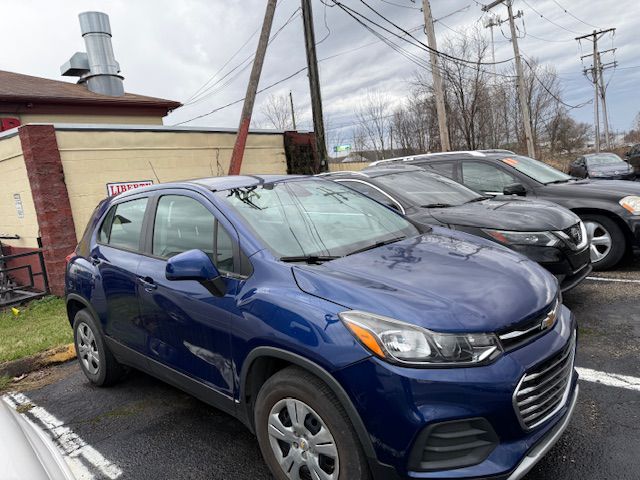 Photo 18 of this CHEVROLET TRAX