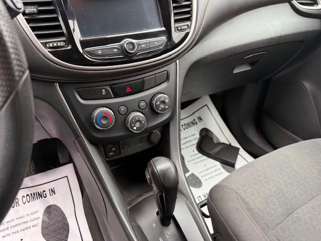 Photo 23 of this CHEVROLET TRAX