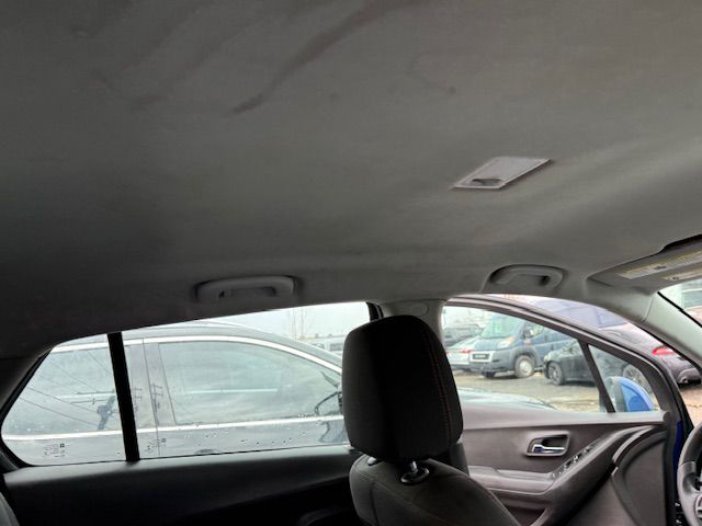 Photo 31 of this CHEVROLET TRAX