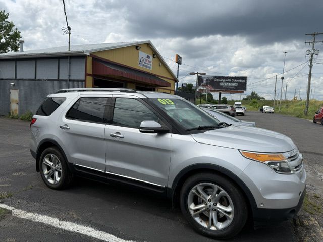 Photo 12 of this FORD EXPLORER