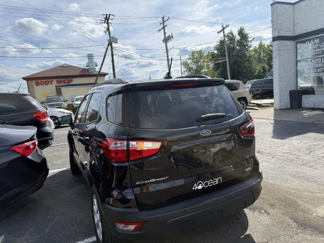 Photo 8 of this FORD ECOSPORT