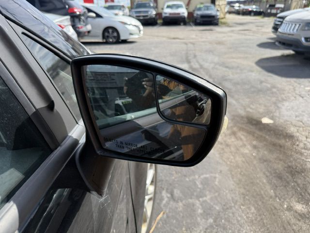 Photo 12 of this FORD ECOSPORT