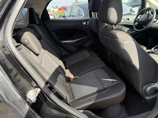 Photo 20 of this FORD ECOSPORT