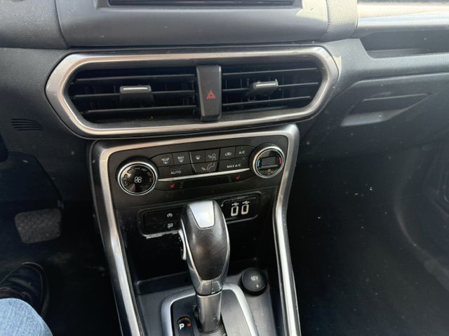 Photo 27 of this FORD ECOSPORT