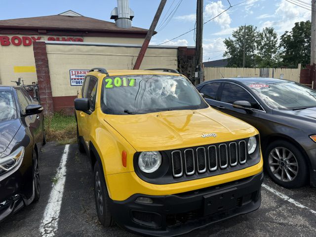 Photo 4 of this JEEP RENEGADE