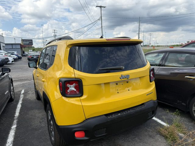 Photo 11 of this JEEP RENEGADE