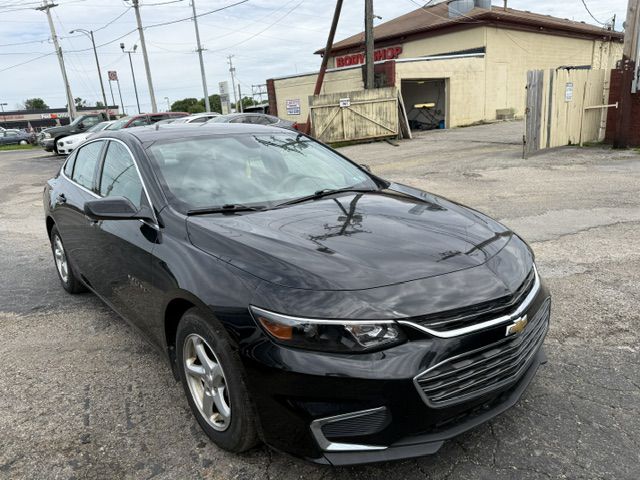 Photo 3 of this CHEVROLET MALIBU