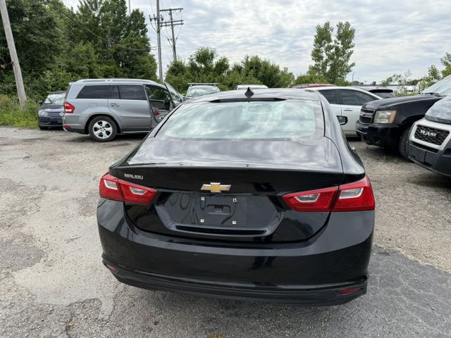 Photo 7 of this CHEVROLET MALIBU