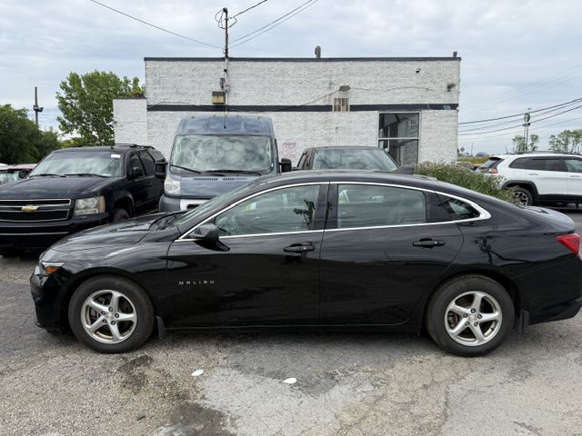 Photo 9 of this CHEVROLET MALIBU