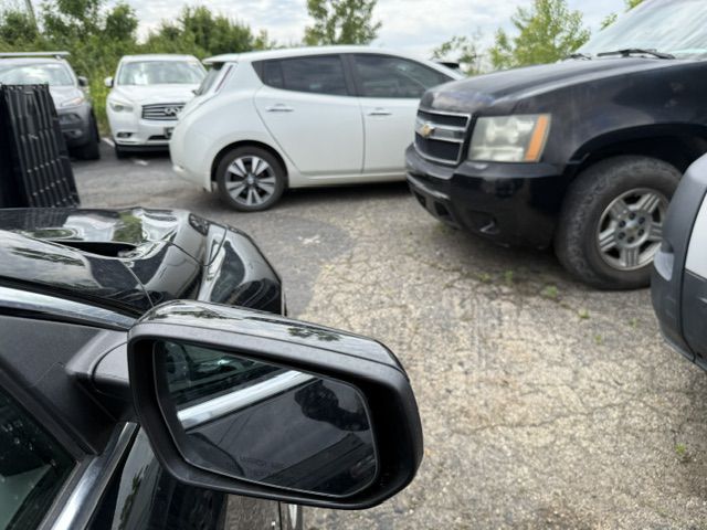 Photo 11 of this CHEVROLET MALIBU