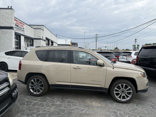 Photo 9 of this JEEP COMPASS