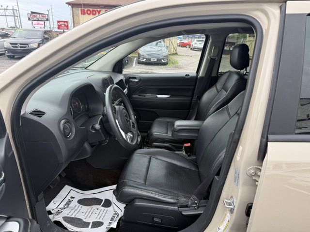 Photo 20 of this JEEP COMPASS