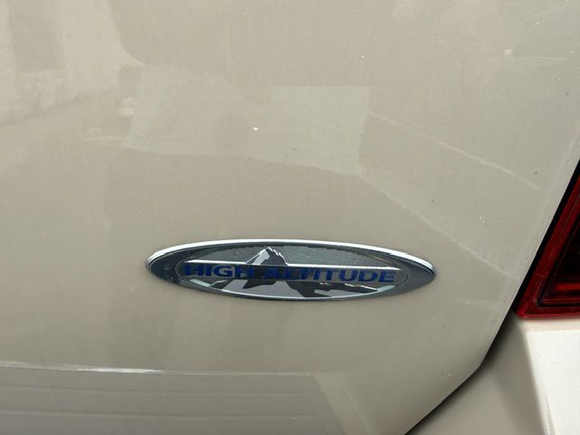 Photo 29 of this JEEP COMPASS