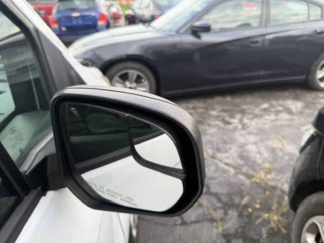 Photo 5 of this FORD TRANSIT CONNECT