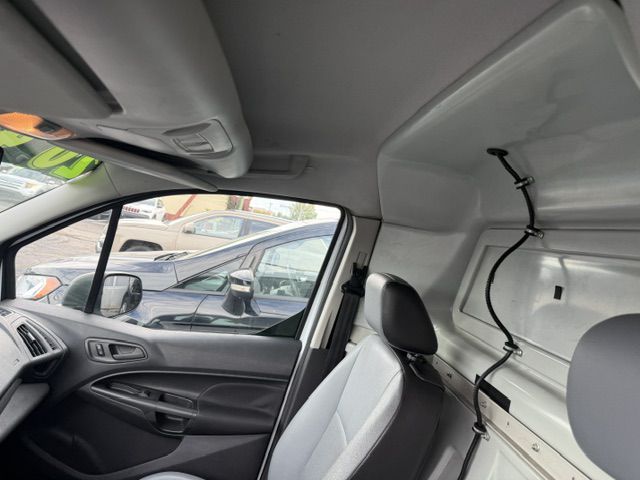 Photo 9 of this FORD TRANSIT CONNECT