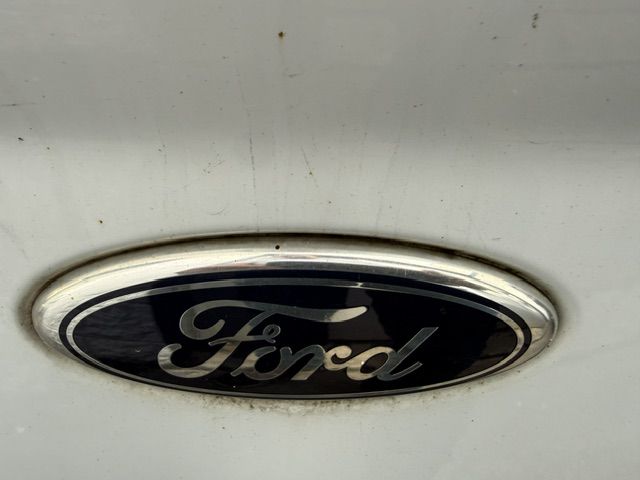 Photo 29 of this FORD TRANSIT CONNECT