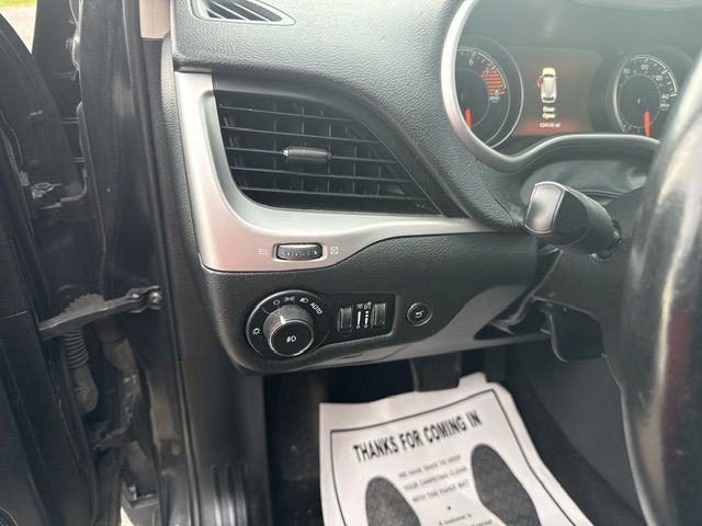 Photo 15 of this JEEP CHEROKEE