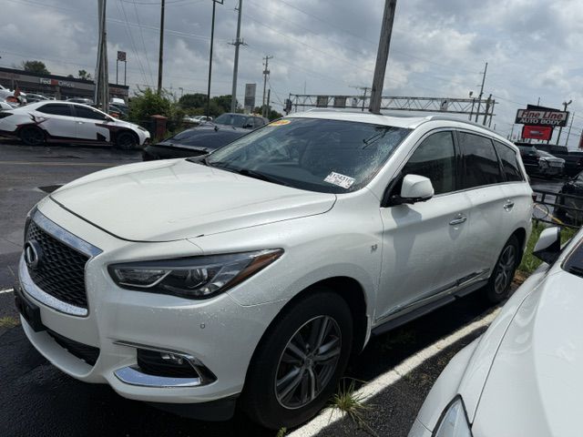 Photo 7 of this INFINITI QX60