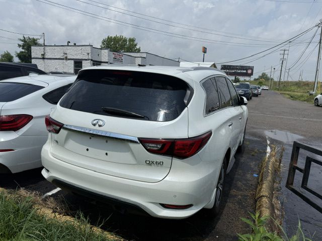 Photo 9 of this INFINITI QX60