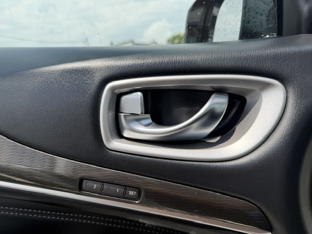 Photo 32 of this INFINITI QX60