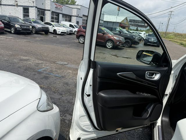 Photo 34 of this INFINITI QX60