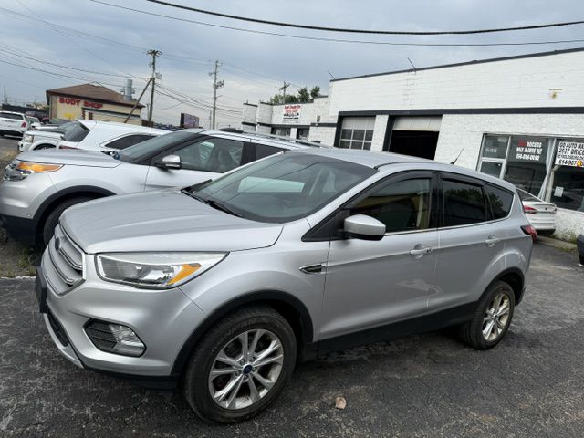 Photo 4 of this FORD ESCAPE