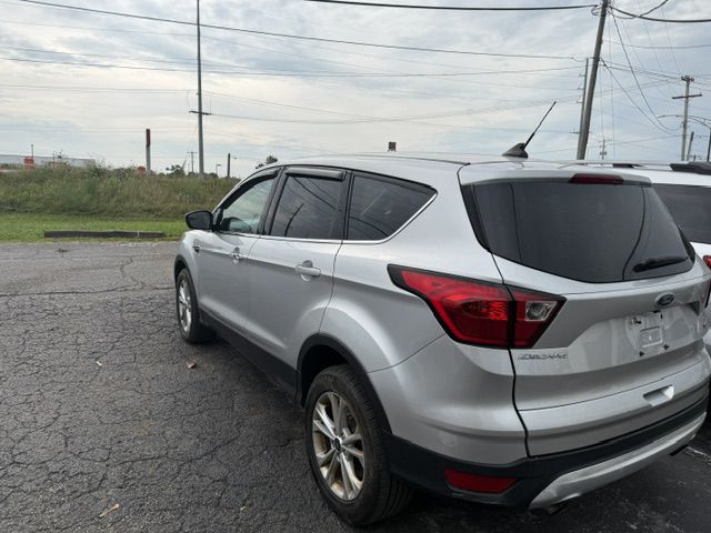 Photo 7 of this FORD ESCAPE