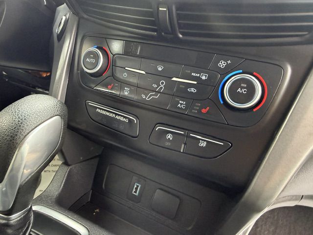 Photo 21 of this FORD ESCAPE