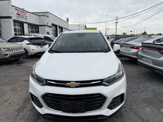 Photo 4 of this CHEVROLET TRAX