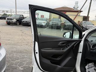 Photo 20 of this CHEVROLET TRAX