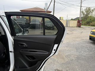 Photo 23 of this CHEVROLET TRAX